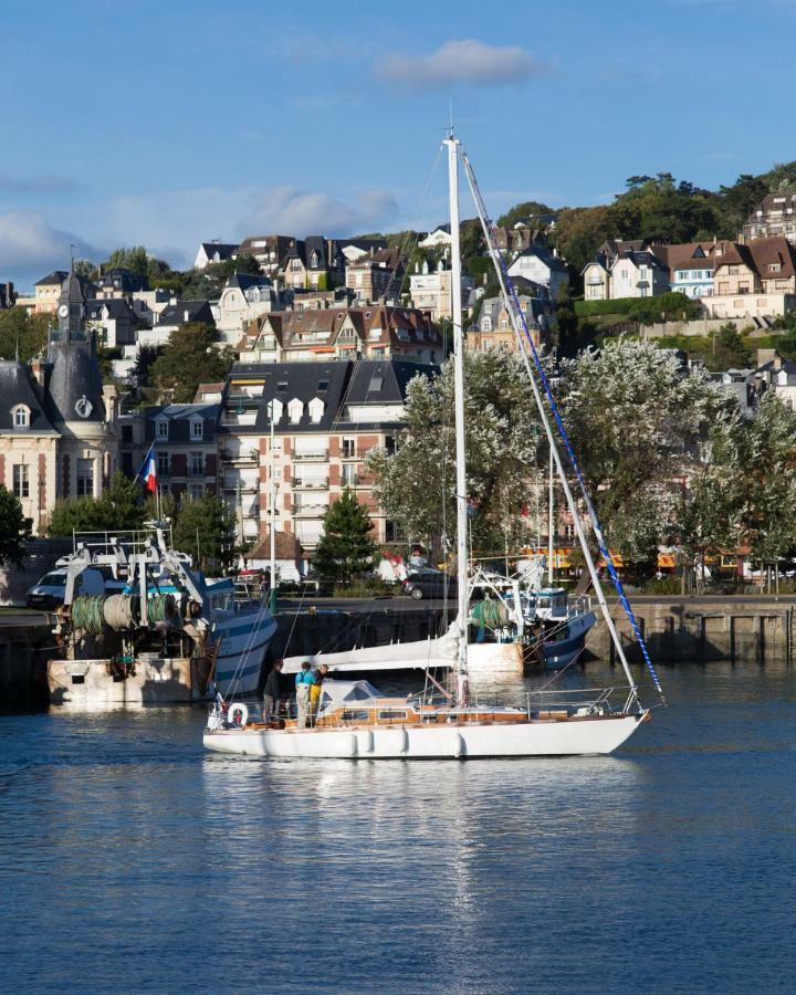 Le Petit Deauville Dış mekan fotoğraf